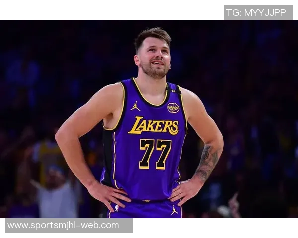 东契奇幽默自嘲英语水平调侃八村塁大学经历引发关注 东契奇幽默自嘲英语水平调侃八村塁大学经历引发关注